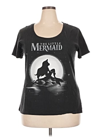 Disney Store Short Sleeve T-Shirt (view 1)