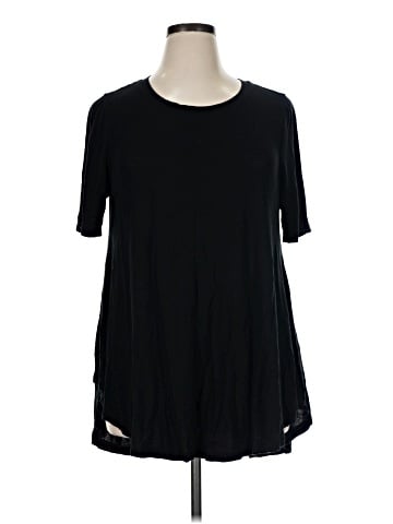 Lane Bryant Short Sleeve T-Shirt (view 1)