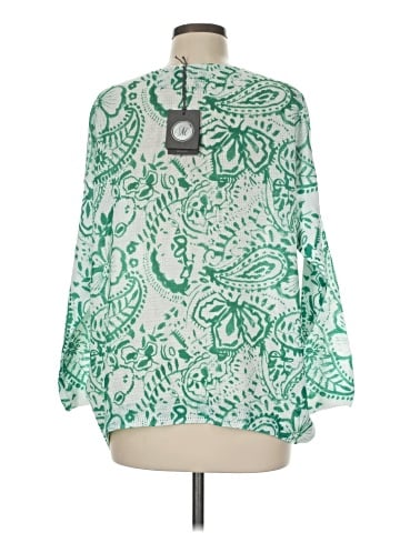 MADE IN ITALY Pullover Sweater (view 2)