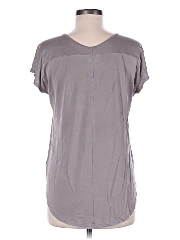 Maurices Short Sleeve T-Shirt (view 2)