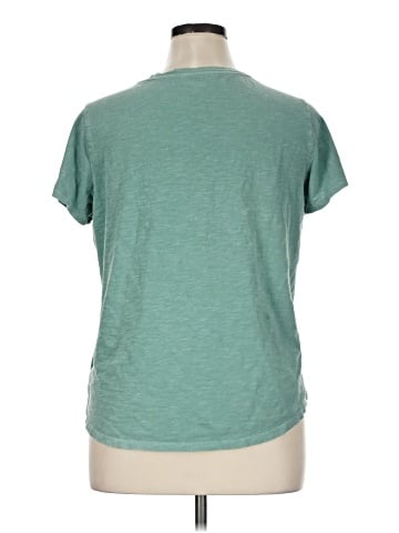 Old Navy Short Sleeve T-Shirt (view 2)