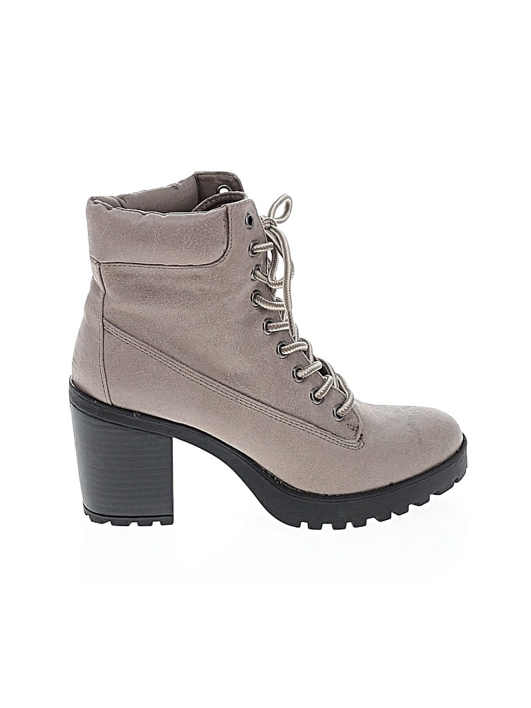 Pre-owned Mia Ankle Boots In Gray