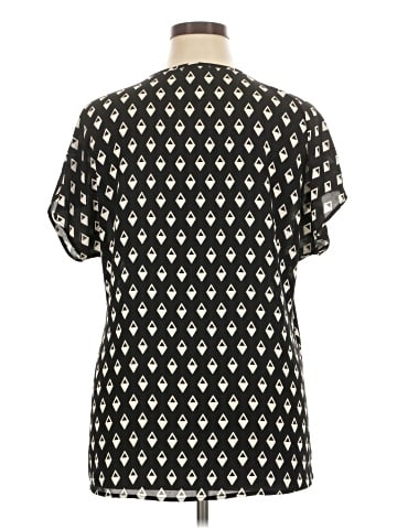 Pleione Short Sleeve Blouse (view 2)