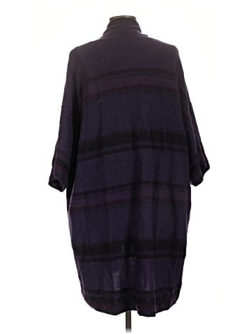 Vince. Poncho (view 2)