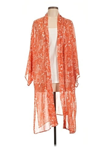 Lush Poncho (view 1)