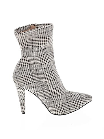 Anne Michelle Ankle Boots (view 1)