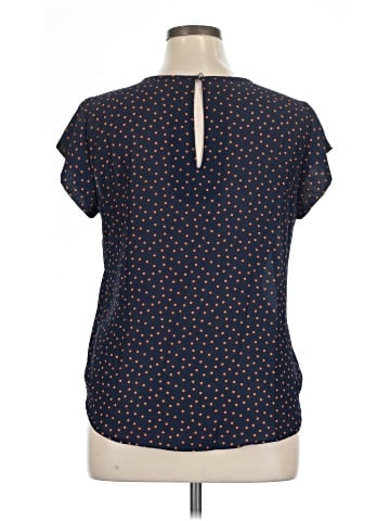 Lily White Short Sleeve Top (view 2)