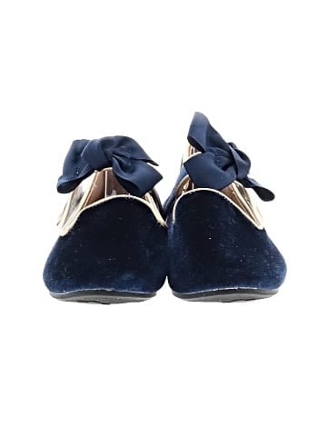 Unbranded Flats (view 2)