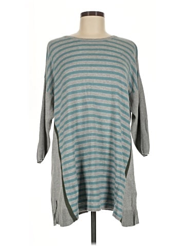 LOGO by Lori Goldstein 3/4 Sleeve T-Shirt (view 1)