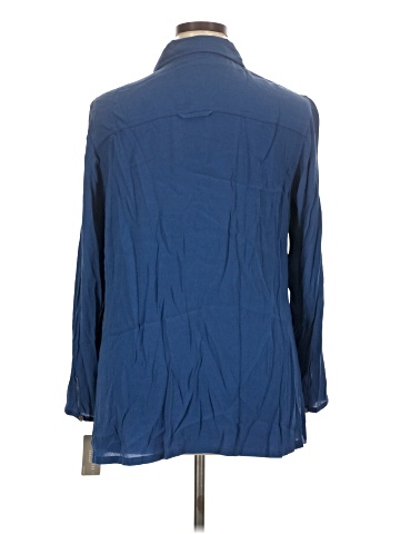 Kate Hill 3/4 Sleeve Button-Down Shirt (view 2)