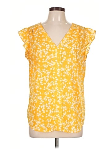 Fun2Fun Sleeveless Blouse (view 1)
