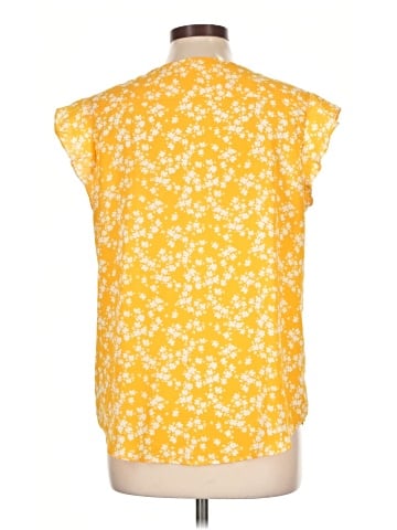 Fun2Fun Sleeveless Blouse (view 2)