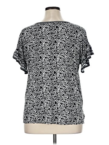 Max Studio Short Sleeve T-Shirt (view 2)