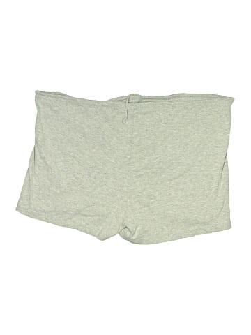 Gap Shorts (view 2)