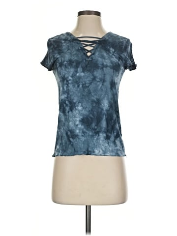 American Eagle Outfitters Short Sleeve T-Shirt (view 1)