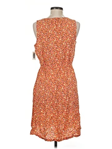 Old Navy Casual Dress (view 2)