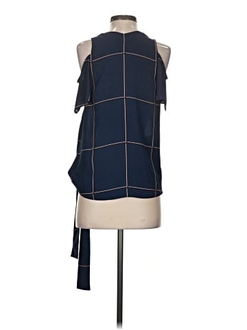 Trouve Sleeveless T-Shirt (view 2)
