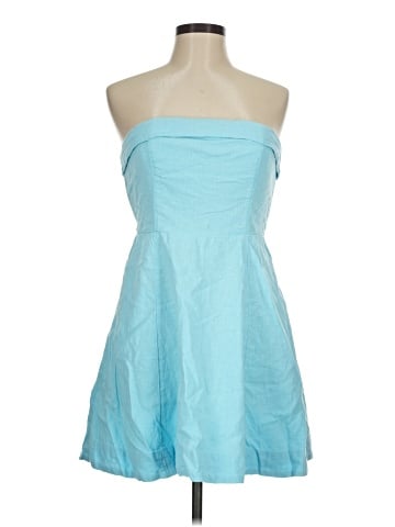 Abercrombie & Fitch Cocktail Dress (view 1)