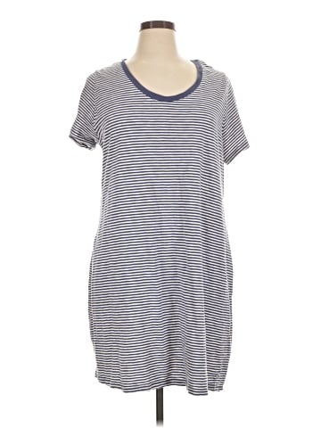 Universal Thread Casual Dress (view 1)
