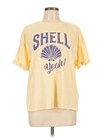 Maurices Short Sleeve T-Shirt (view 1)