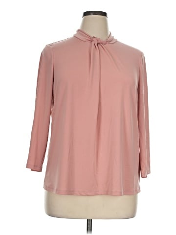 Cable & Gauge 3/4 Sleeve Blouse (view 1)
