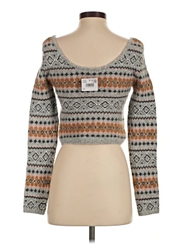 American Eagle Outfitters Pullover Sweater (view 2)