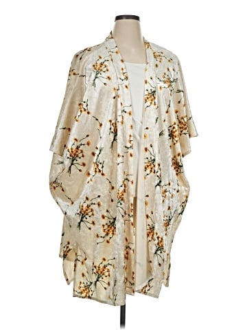 Floreat Kimono (view 1)