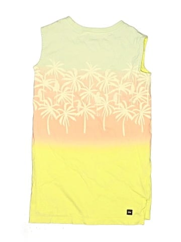 Tea Sleeveless T-Shirt (view 2)