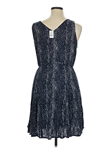 Ann Taylor LOFT Casual Dress (view 2)
