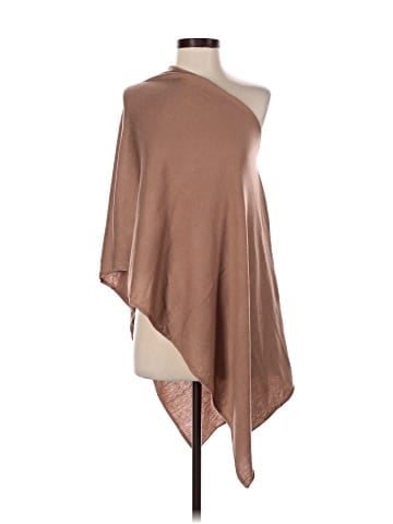 Kerisma Poncho (view 1)