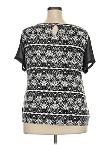 Liz Claiborne Short Sleeve Top (view 2)