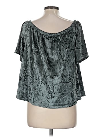 Knox Rose Short Sleeve Blouse (view 2)