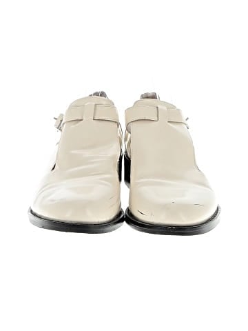 Intentionally ______ Flats (view 2)