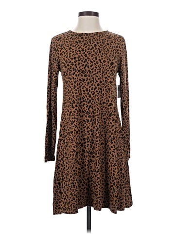 Old Navy Casual Dress (view 1)
