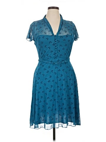 Louie et Lucie Casual Dress (view 1)