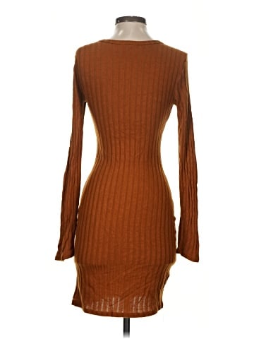 Heart & Hips Casual Dress (view 2)