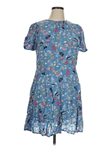 Ann Taylor LOFT Casual Dress (view 1)