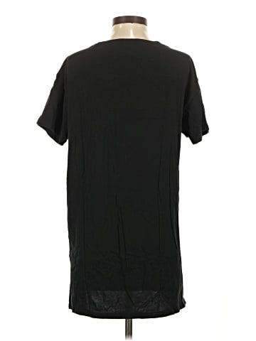 Victoria's Secret Short Sleeve T-Shirt (view 2)