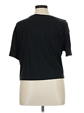 Nike Short Sleeve T-Shirt (view 2)