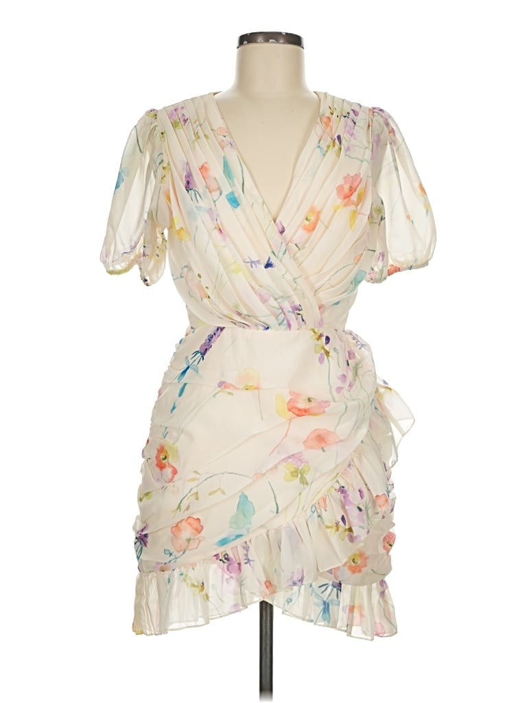 Pre-owned Showpo Cocktail Dress In Ivory