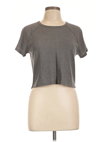 American Eagle Outfitters Short Sleeve T-Shirt (view 1)