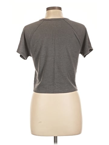 American Eagle Outfitters Short Sleeve T-Shirt (view 2)