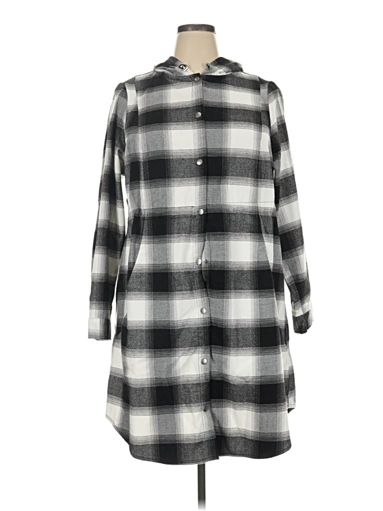 Pre-owned Torrid Coat In Gray