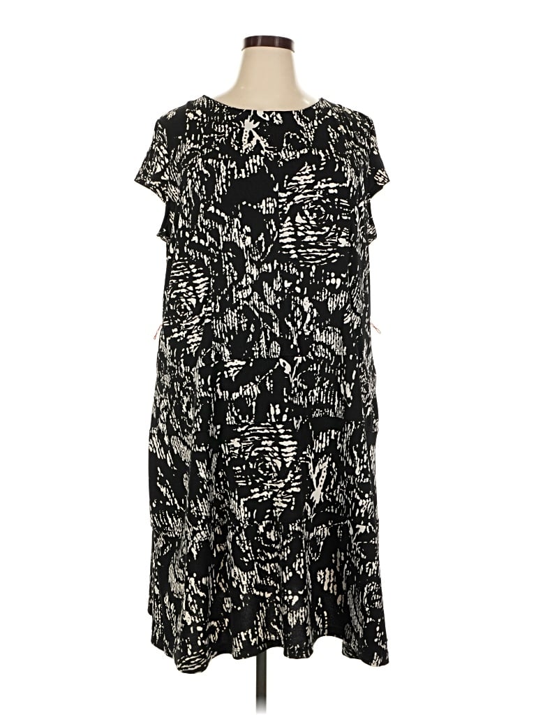 Pre-owned Avenue Casual Dress In Black