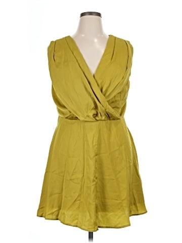 Banana Republic Factory Store Casual Dress (view 1)