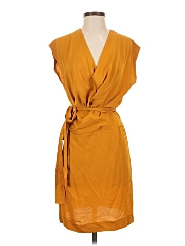 Diane von Furstenberg Casual Dress (view 1)