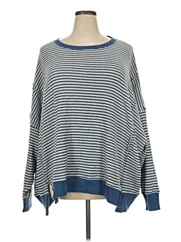 American Eagle Outfitters Pullover Sweater (view 1)