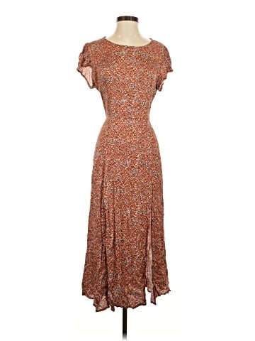 Lulus Casual Dress (view 1)