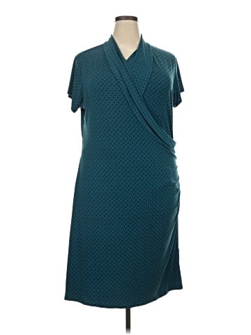 Daisy Fuentes Casual Dress (view 1)