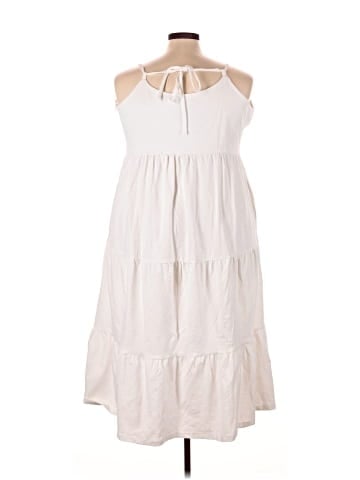 Old Navy Casual Dress (view 2)